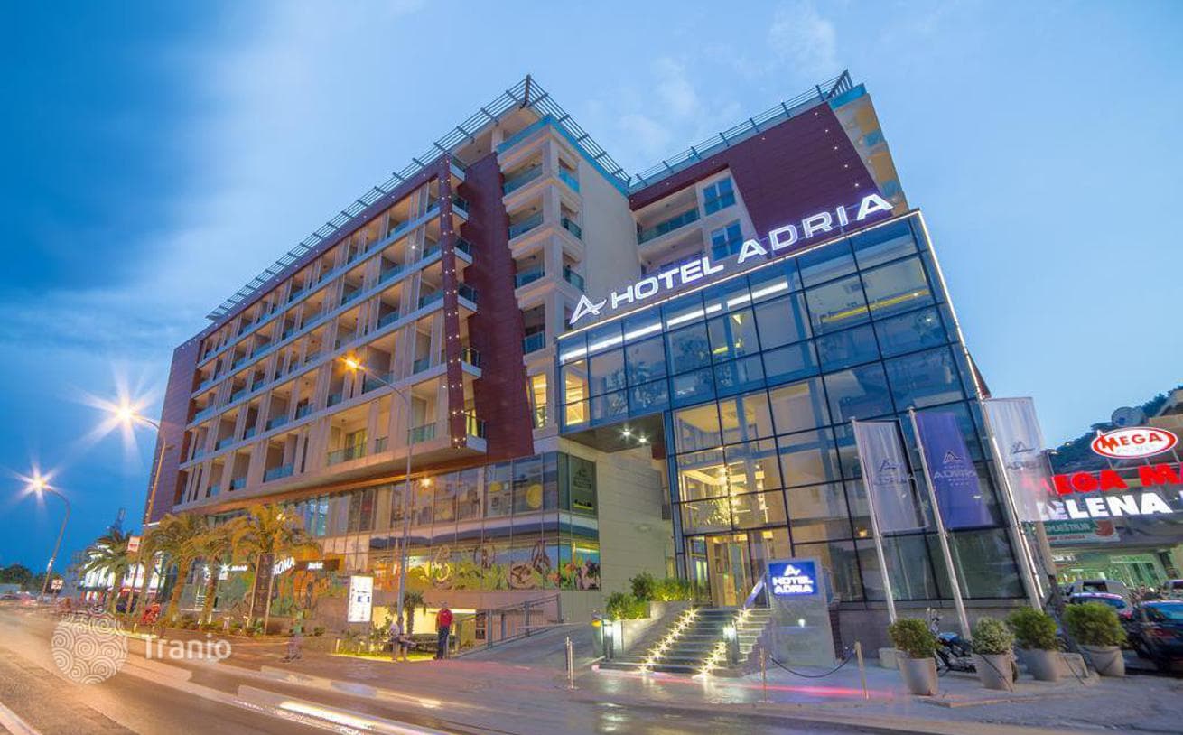 Commercial Space in TQ Plaza, Budva, photo 2