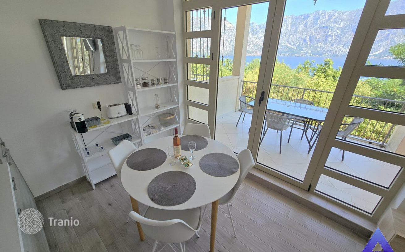 1-Bedroom Apartment with Sea View in Perast, Kotor