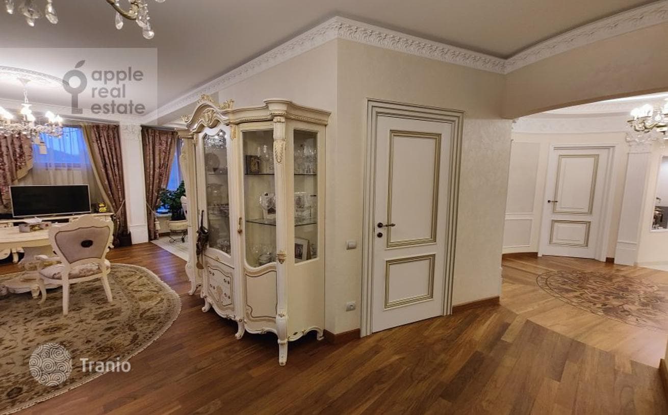 2-Bedroom Apartment in Pokrovskoe-Streshnevo, Moscow, photo 3