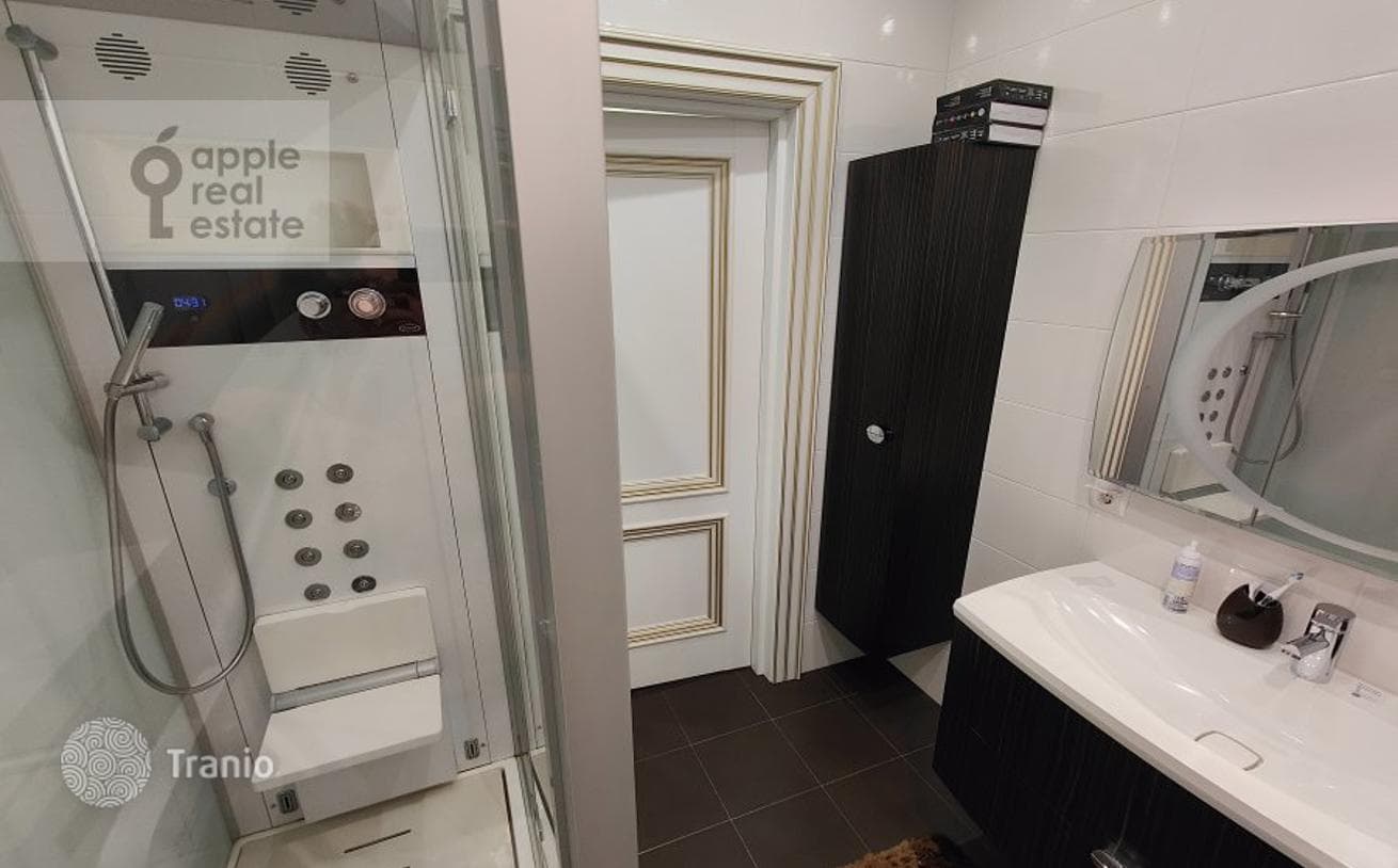 2-Bedroom Apartment in Pokrovskoe-Streshnevo, Moscow, photo 5