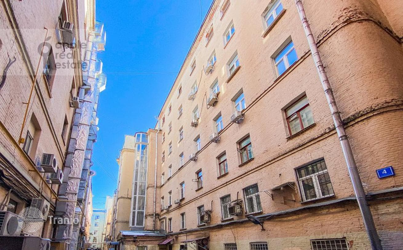 3-Bedroom Apartment in Tverskoy District, Moscow