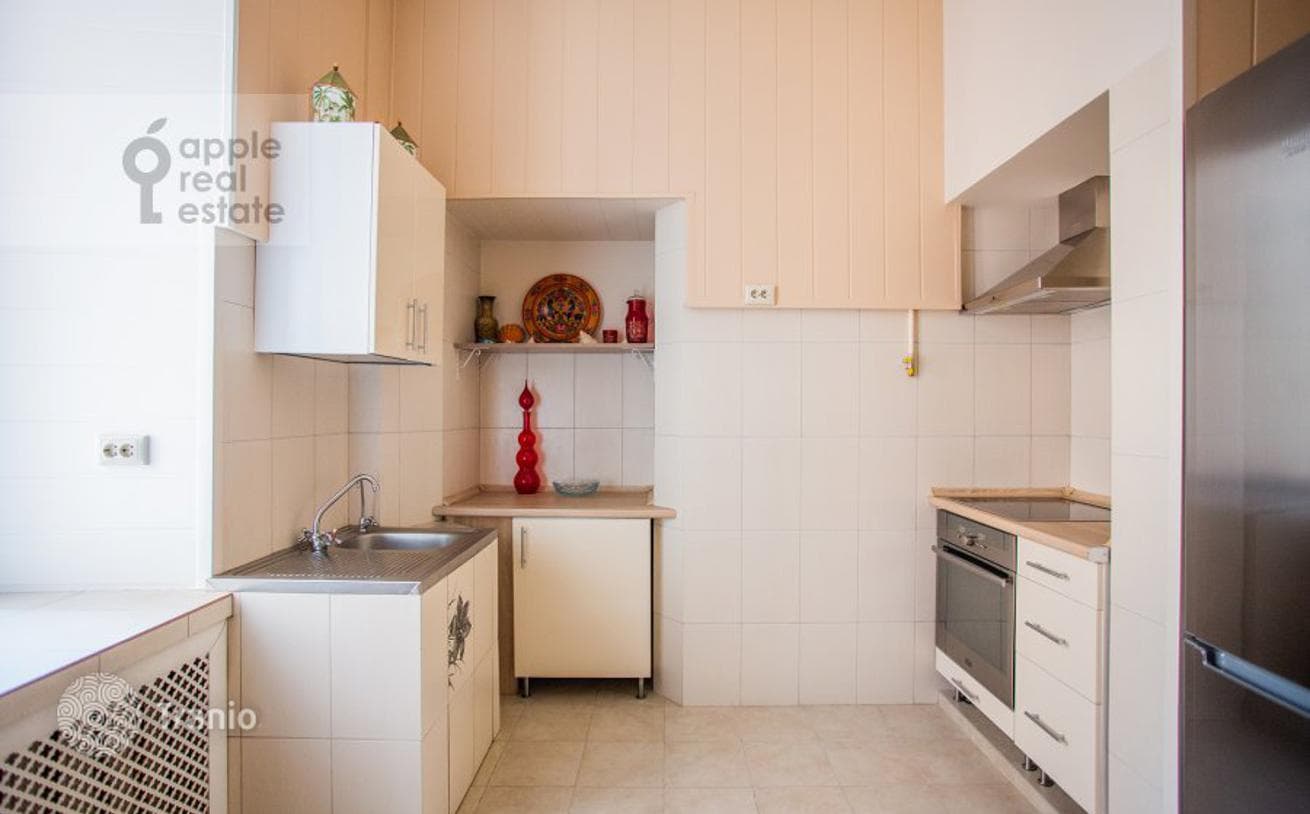 3-Bedroom Apartment in Tverskoy District, Moscow, photo 2