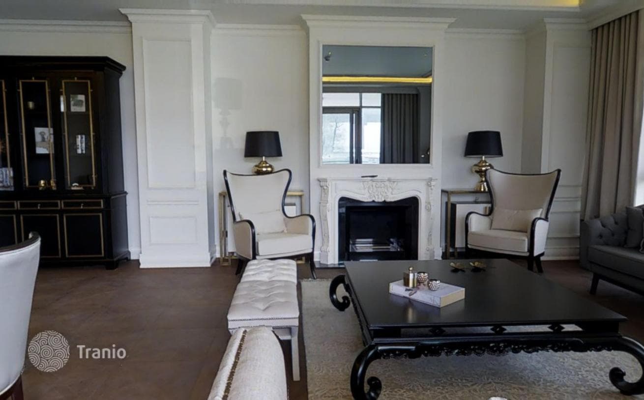 Modern Apartments with Balconies in Gated Complex with Shopping Center in Istanbul, photo 5